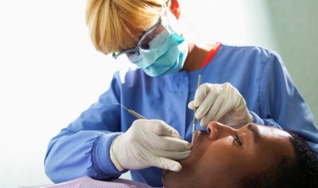 Funciones de un higienista dental: qué hace y cómo serlo
