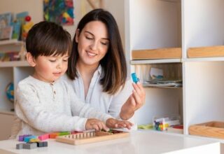 Máster en Pedagogía Montessori + Certificación Experto en IA para la Educación y la Docencia