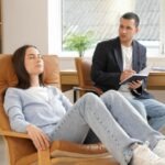 Conoce los peligros de la hipnosis y cómo protegerte de malas prácticas.